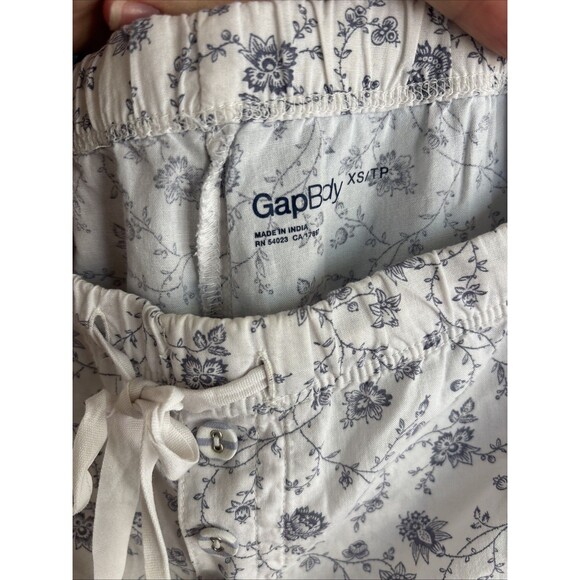 Gap Body Women’s Floral Patchwork Pajama Pants Size XS Sleep Lounge Pants - Picture 9 of 9